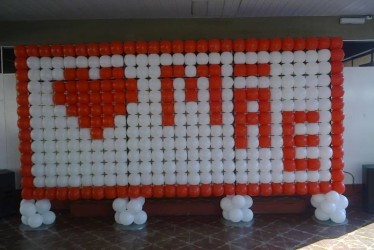 Painel com Balões Dia das Mães